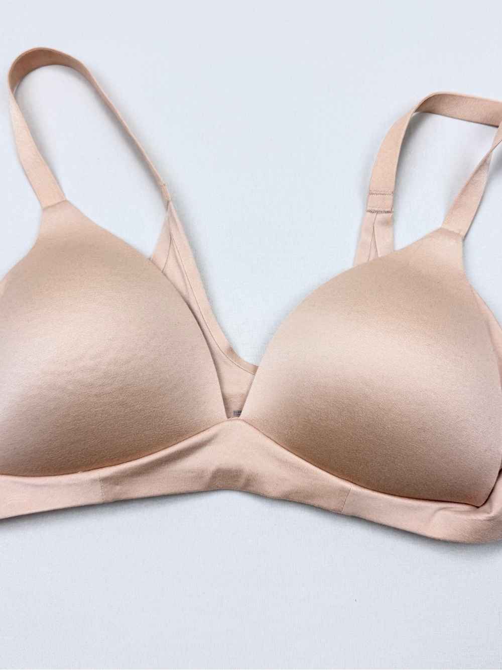 Aerie Sunnie Wireless Bras in size 32C. Set of 2 - Picture 2 of 4